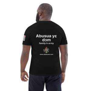 Ɔbra yɛ ko / Abusua yɛ dɔm Unisex organic cotton t-shirt